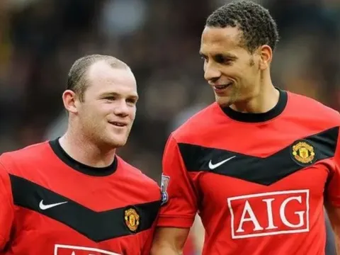 Rooney tiết lộ thành công ở MU nhờ chơi game điện tử