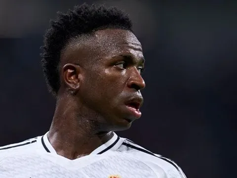 Chuyển nhượng tối 22/9: Vinicius cân nhắc rời Bernabeu; Haaland dập tắt tham vọng của La Liga