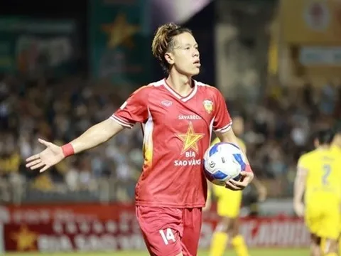 Viktor Lê nhận mưa lời khen từ HLV Hà Tĩnh