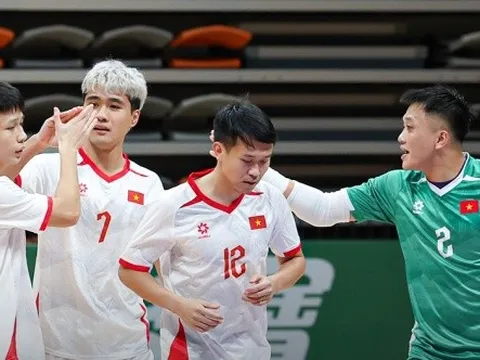 Đè bẹp Trung Quốc 7-2, futsal Việt Nam chạm tay vé VCK châu Á