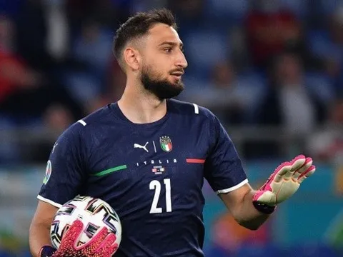 Sự thật đắng cay: Donnarumma cần tuyển Ý để mơ Quả Bóng Vàng