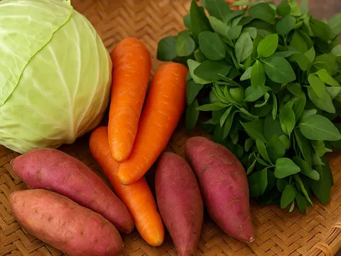 4 loại rau củ ‘nhà nghèo’ cực tốt cho dạ dày: Rẻ bèo ngoài chợ nhưng giúp giảm đau, chống viêm không kém thuốc