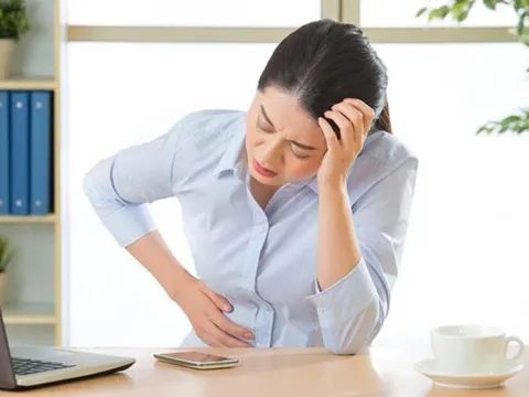 7 thói quen xấu khiến dạ dày của bạn phải "khóc thét"