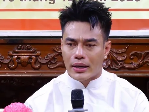 Lê Dương Bảo Lâm lên tiếng về tin đồn đang bị bệnh ung thư, bà xã phản ứng cực gắt