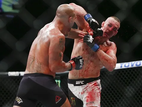 Robbie Lawler và vết sẹo kinh hoàng: 'Đừng nói chuyện', mệnh lệnh của Dana White sau trận chiến thế kỷ