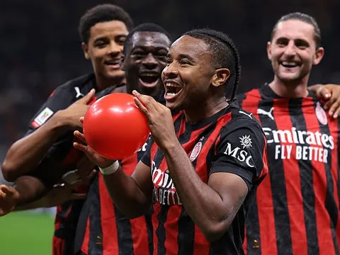 Milan hủy diệt 10 người Lecce để tiến vào vòng 1/8 Coppa Italia