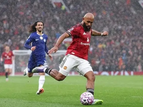 Bryan Mbeumo là điểm sáng hiếm hoi của Man United