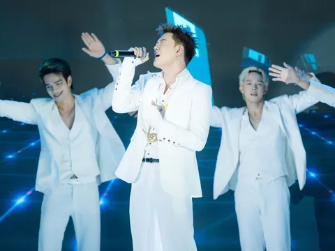Dương Domic đổi kiểu tóc, khoe trình hát live qua bản hit "Tràn Bộ Nhớ"