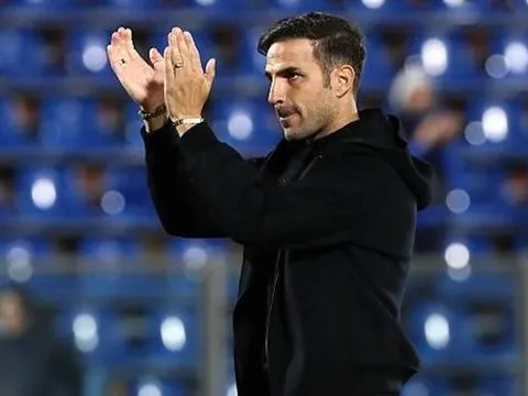 Fabregas cao tay, Como thẳng tiến vào vòng 16 đội Coppa Italia