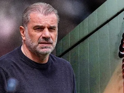 HLV Postecoglou tiếp tục sa lầy với Nottingham Forest