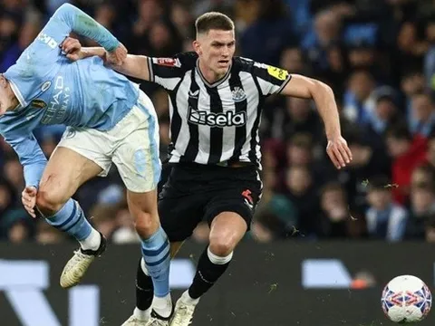 Newcastle nhận cú hích trước đại chiến Arsenal