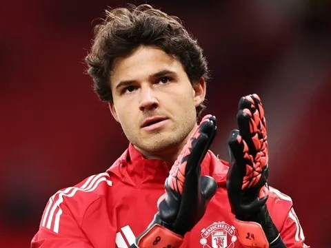 Thời điểm Senne Lammens có thể ra mắt Man United