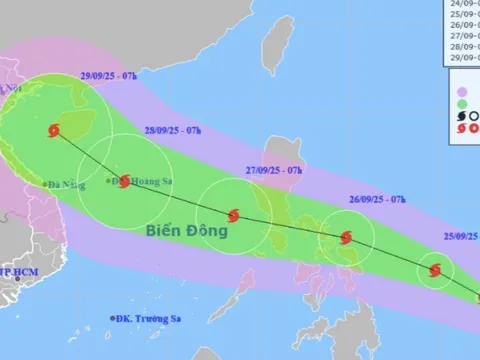 Bão chồng bão: Thêm cơn bão rất mạnh đang tiến thẳng vào Biển Đông, cảnh báo khẩn cấp