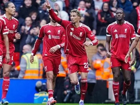 Liverpool thời Arne Slot: Mạnh mẽ nhưng không có chỗ cho người Anh