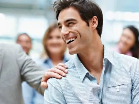 3 món đồ người giàu tuyệt đối không mua, nhưng người thường lại tranh nhau bỏ tiền
