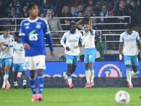 Aubameyang nổ súng, Marseille vượt mặt PSG chiếm đỉnh bảng Ligue 1