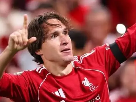 Leoni chấn thương, Liverpool bổ sung Chiesa vào danh sách dự Champions League