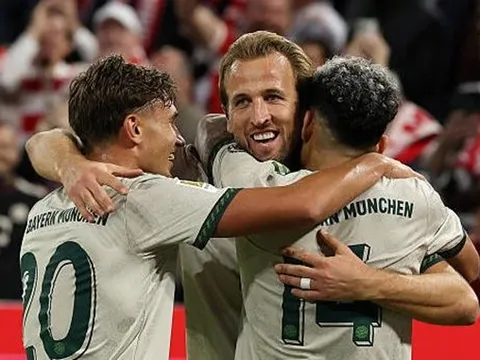 Kane lập cú đúp, Bayern vùi dập Bremen trên sân nhà