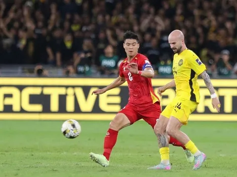 Việt Nam chờ kịch bản Sanfrecce Hiroshima trước Malaysia