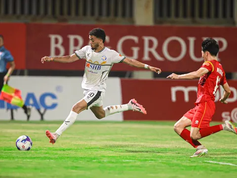Tân binh V-League từng khoác áo Everton có cơ hội dự World Cup