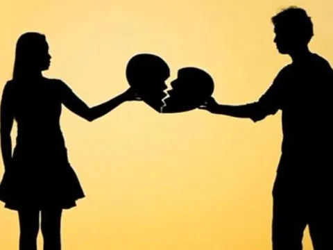 Người vợ có 3 đặc điểm này dù vất vả, hy sinh vẫn khó được chồng con yêu thương, sửa ngay kẻo thiệt