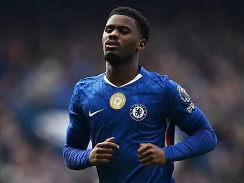 Thua Brighton, Hato thừa nhận sai lầm của Chelsea