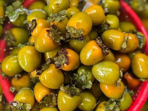 Thời điểm ăn hồng giòn dễ gây tắc ruột, ai cũng phải tránh