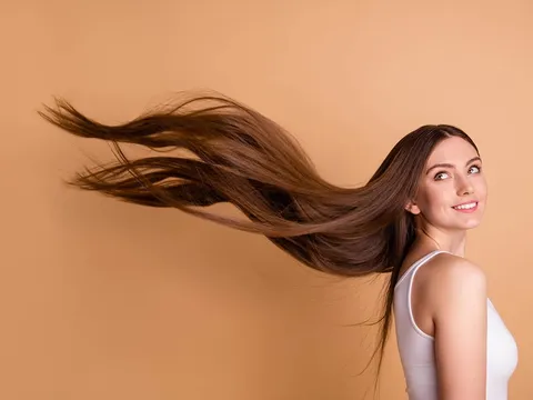 6 bước gội đầu đúng cách giảm gãy rụng và xơ rối rõ rệt