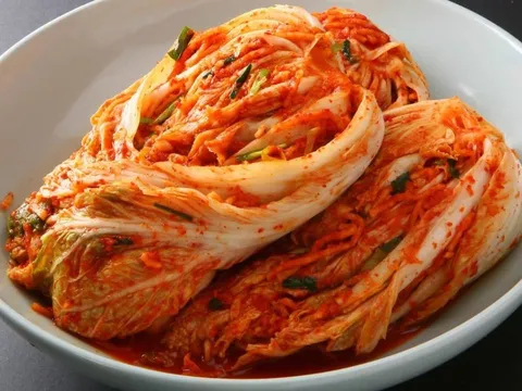 Những người không nên ăn kim chi