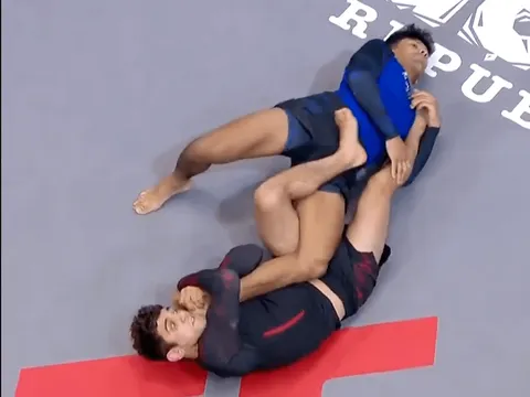 Mikey Musumeci và đòn khóa 'độc quyền': Bảo vệ đai UFC BJJ 3 trong chớp mắt