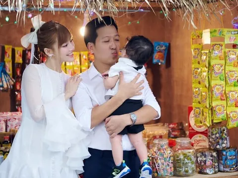 Nhã Phương tiết lộ con trai hưởng "tài sản" đặc biệt từ Trường Giang