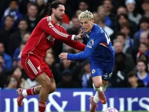 VAR cứu Liverpool, Ngoại hạng Anh lên tiếng về pha ngã của Garnacho