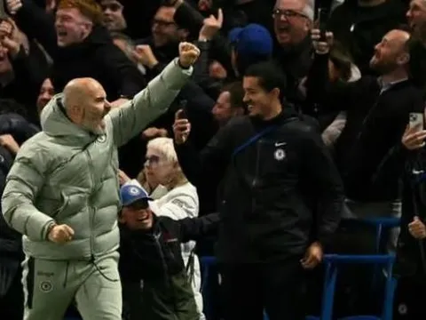 Willy Caballero hé lộ cảm xúc của Maresca sau khi bị đuổi khỏi sân