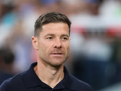 Xabi Alonso đã nói gì trong giờ nghỉ để Real bùng nổ ở hiệp hai?