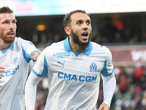 Gouiri gửi thông điệp đến De Zerbi sau khi bị xếp dự bị