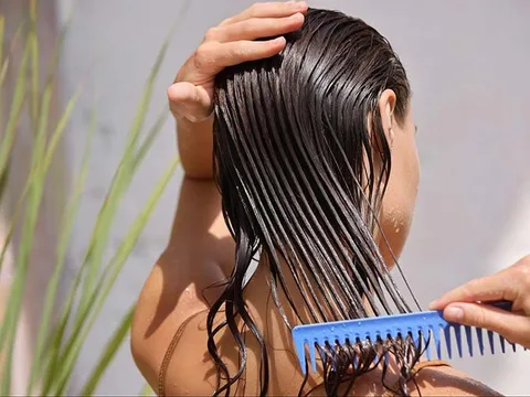 4 thói quen "nhỏ mà có võ" giúp giảm rụng tóc vào mùa thu