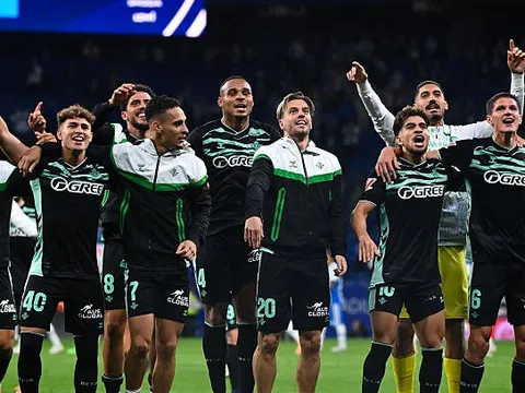 Antony thi đấu ấn tượng, Betis thắng kịch tính Espanyol