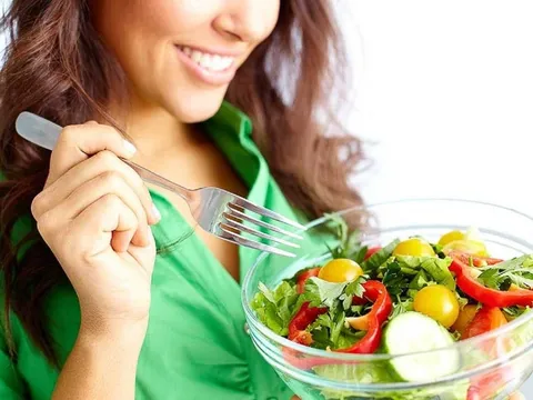 8 loại thực phẩm lý tưởng giúp da sáng khỏe, tóc chắc mượt và móng cứng cáp