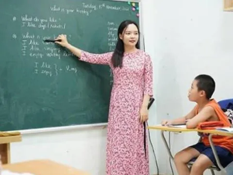 Từ năm 2026, giáo viên muốn dạy thêm phải có sự chấp thuận của Hiệu trưởng