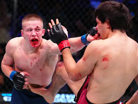 DWCS: Màn 'tắm máu' lịch sử và 6 tấm vé UFC sau đêm thi đấu điên rồ