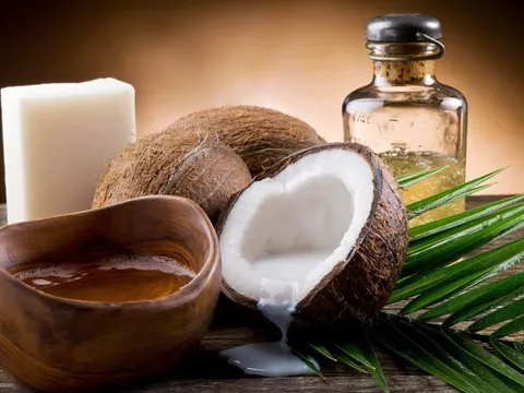 Dầu dừa kết hợp với 4 nguyên liệu này giúp da sáng khỏe, trắng mịn