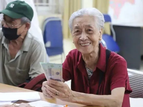 Hàng triệu người hưởng lương hưu sắp nhận lần tăng thứ 3 sau 15%: Ai sẽ được hưởng và từ khi nào?