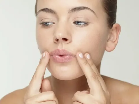 5 cách tự nhiên giúp giảm nếp nhăn khi cười, lấy lại làn da tươi trẻ