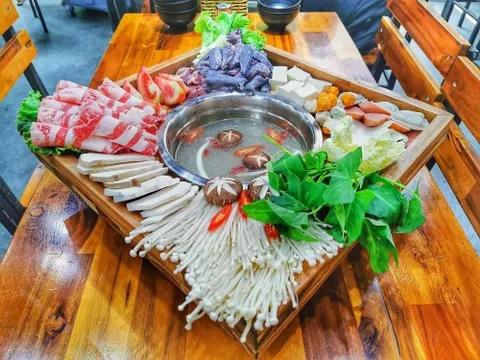 5 loại rau đại bổ nhưng thả vào nhúng lẩu hóa cực độc