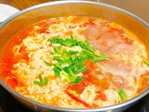 Cách nấu canh trứng cà chua vừa bổ vừa không tanh
