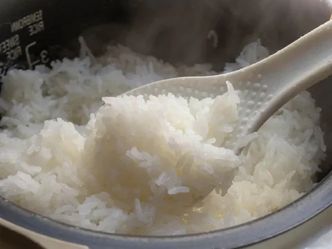 Nấu cơm thêm 2 thứ này, thơm ngon bất ngờ, nhiều người chưa biết