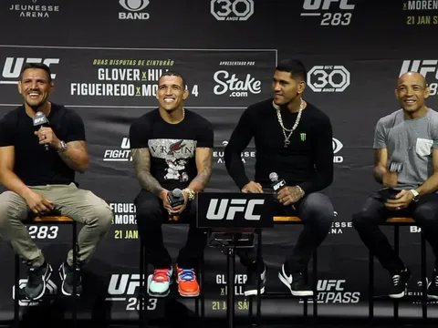 Charles Oliveira: Sức mạnh của Alex Pereira đủ sức hạ gục huyền thoại Jon Jones