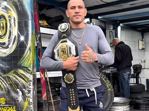 Từ tiệm lốp xe đến ngai vàng UFC: Màn đáp trả của Alex Pereira và bài học về sự khiêm tốn