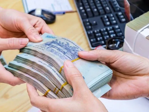 Tin vui lớn cho nhóm cán bộ, công chức: Có thể được thưởng thêm 24 tháng lương