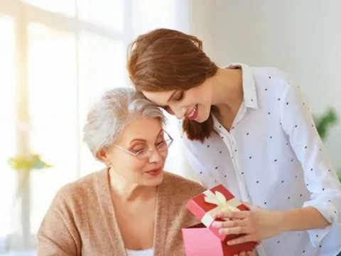 Mẹ chồng-nàng dâu: 3 lời không nói, 2 việc không can thiệp gia đình sẽ êm ấm yên vui